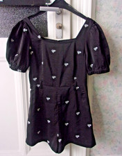 Kurzer JUMPSUIT für Fest