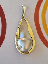 Mabe-Perle und Diamant-Anhänger 585er 14-karat Gelbgold Kette