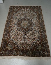 RS0920-024: Teppich Seide handgeknüpft