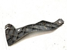 Audi A4 B7 Halter Stoßstange vorne links VL 8E0807203B Halterung