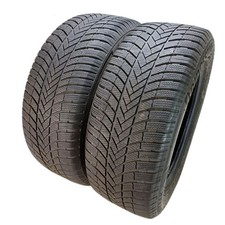 2x Winterreifen 255/55 R19 111H Bridgestone Blizzak LM005 DOT2020 4,25-4,25mm