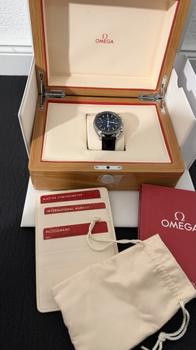 Omega speedmaster moonwatch - omega,