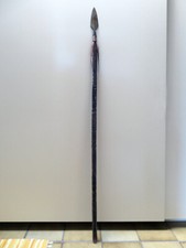 alter Zeremonial-Speer aus