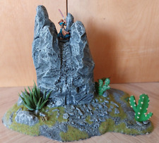 Gelände Handarbeit Eigenbau Herr der Ringe Warhammer Schlangenfelsen Hügel