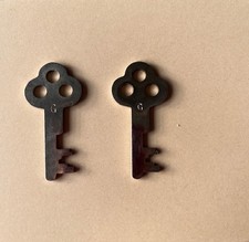 2 Schlüssel für Geldbomben