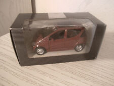 Maisto Modellauto Mercedes Benz Collection A Klasse mit Rückziehmotor 1:43