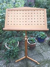 Noten Ständer Rednerpult Vollholz, (Kirschbaumholz?) Design, höhenverstellbar