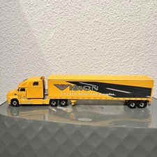 First Gear 1999 Mack Truck