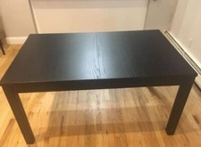 Großer Esstisch von IKEA, schwarz