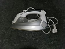 Quigg Dampfbügeleisen 2400 Watt Mit Digitalanzeige Grau