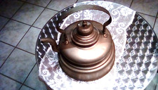 alter, antiker Wasserkessel