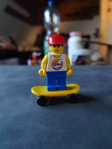 Lego minifigur skater mit - lego,