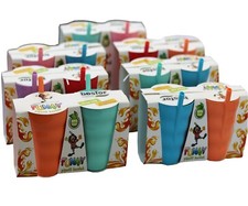 Lustige bunte Trinkbecher mit