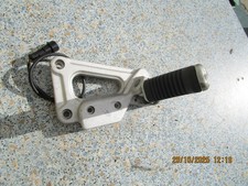 Ducati 900 SS Fußraste vorne rechts mit Halter  900SS Bj.94
