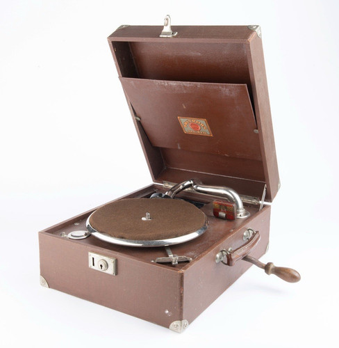 Tragbares koffer grammophon - tragbares, koffer-grammophon