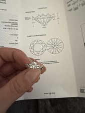 Verlobungsring Weißgold mit Diamant