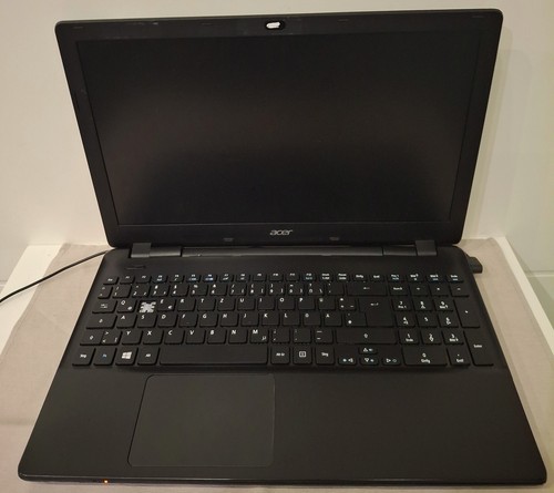 Acer extensa 2509 - extensa,