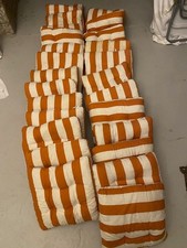 26 st.  x Sitzkissen orange/weiß gestreift ca. 40 x 40 cm  gebraucht