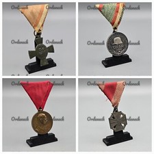 ORDENSTÄNDER FÜR ORDEN MIT