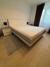Hochwertiges Bett (Nolte Concept ME 500) mit LF von 180x200 inkl. Nachttische