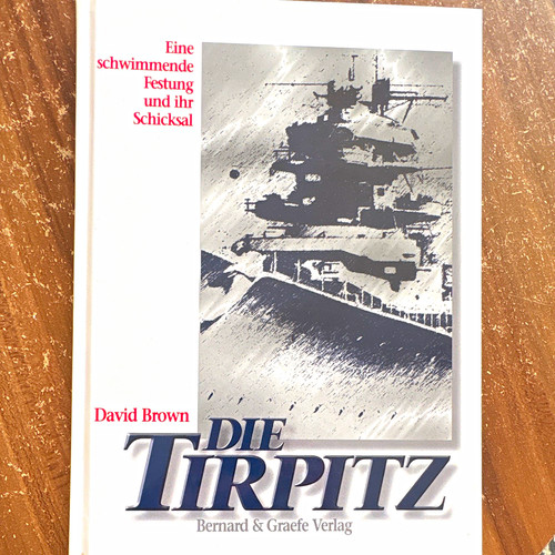 Die tirpitz eine schwimmende - die,