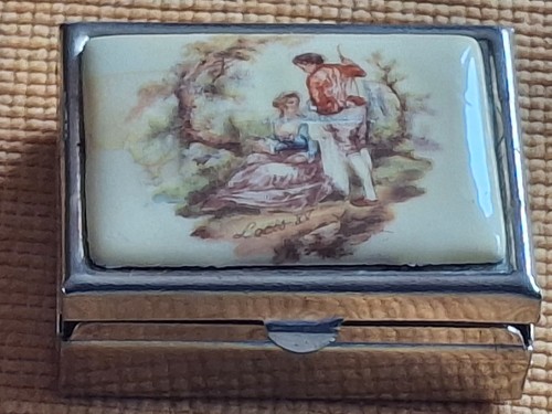 Pillendöschen silber alt