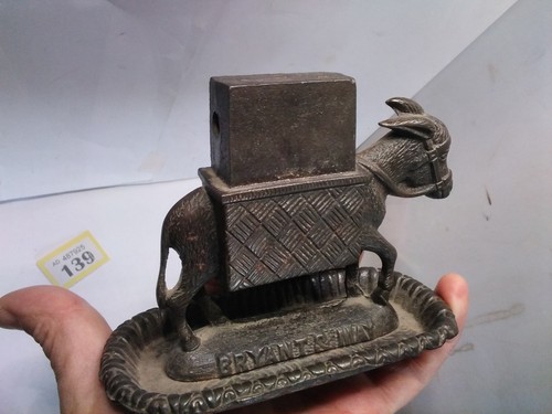 Bryant und may donkey - bryant,