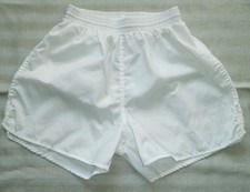 WEISSE SPORTHOSE - GLANZSHORTS - SHINY - VINTAGE - ERIMA - GR. 4