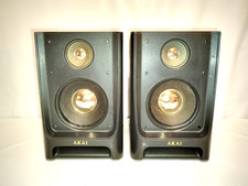 Akai Lautsprecher AE-S92 2 Wege Boxen Regallautsprecher