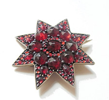 GRANATBROSCHE als STERN aus ALTEN BÖHMISCHEN GRANATEN DUNKELROT LEUCHTEND