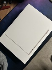 Apple MacBook Air (2025), 13,6