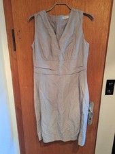 Graues Elegantes Kleid von