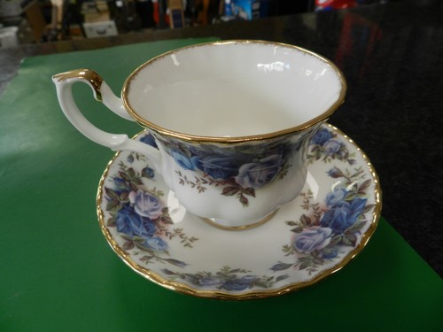Vintage royal albert - vintage,