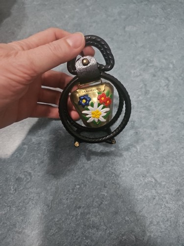 Kuh glocke mit - "kuh",