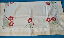 Tischdecke  /  Mitteldecke von