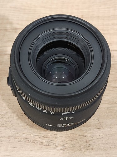 Sigma 70mm macro art - 70mm,