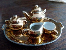 Puppenstubengeschirr