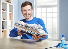 Revell 05230 Cruise Ship AIDA