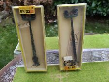 BRAWA 2x 84120 HO elektr. Flutlicht 2-fach Gittermast auf Stecksockel --sehr gut