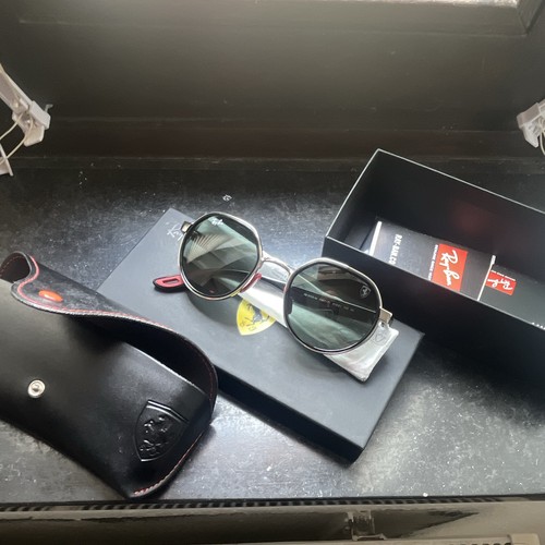 Ray ban scuderia ferrari - scuderia,