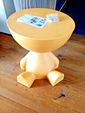 Beistelltisch mit Stauraum