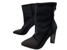 Schwarze Stiefeletten