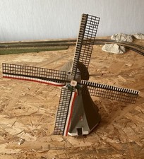 H0 Windmühle mit Motor gebaut
