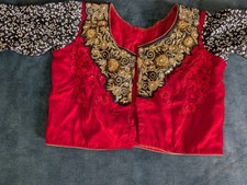 NEU Bluse Rot& Gold Blumenmuster weißschwarze Ärmel Indisch Partyabende Croc Top