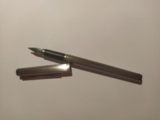 Pelikan Signum Füllhalter Edelstahlfeder