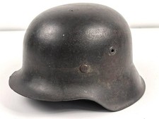 Heer, Stahlhelm Modell 1942. Im allen Teilen originales Stück, das Innenfutter v