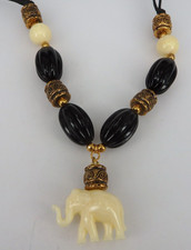 Neugablonz: Collier Elefant Bein-Optik textile Schlangenkette 1980er (122848)