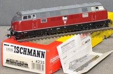 Fleischmann 4235 Diesellok   BR 221 111-8   DB  rot  DC   sehr gut  OVP  H0