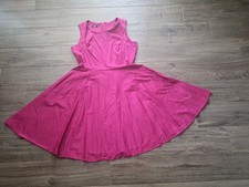 Kleid Petticoat Stil brombeere