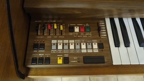 Orgel sehr gut erhalten - , an